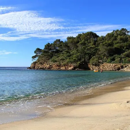 T2 With Sea View - Domaine De La Pinede - Heated Pool Appartement