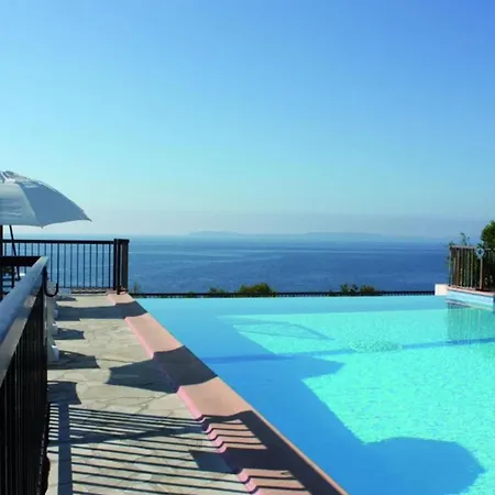 T2 With Sea View - Domaine De La Pinede - Heated Pool