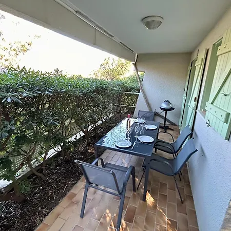 T2 With Sea View - Domaine De La Pinède - Heated Pool *