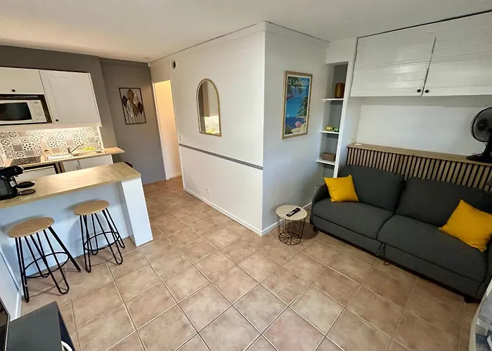 T2 With Sea View - Domaine De La Pinede - Heated Pool Le Lavandou