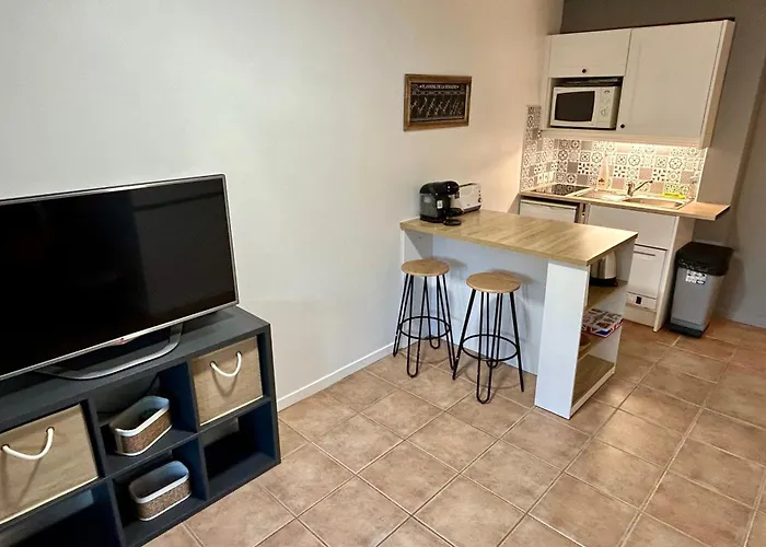 Apartman T2 With Sea View - Domaine De La Pinede - Heated Pool *